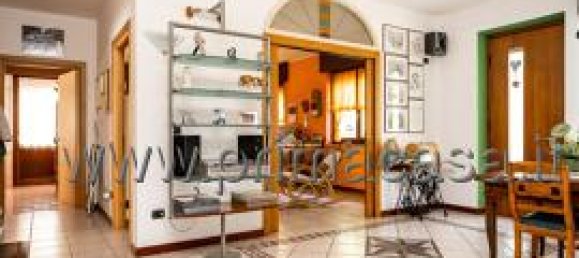 7 rooms Apartment in Lavagno, Italy No. 230725 3