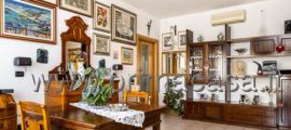 7 rooms Apartment in Lavagno, Italy No. 230725 4