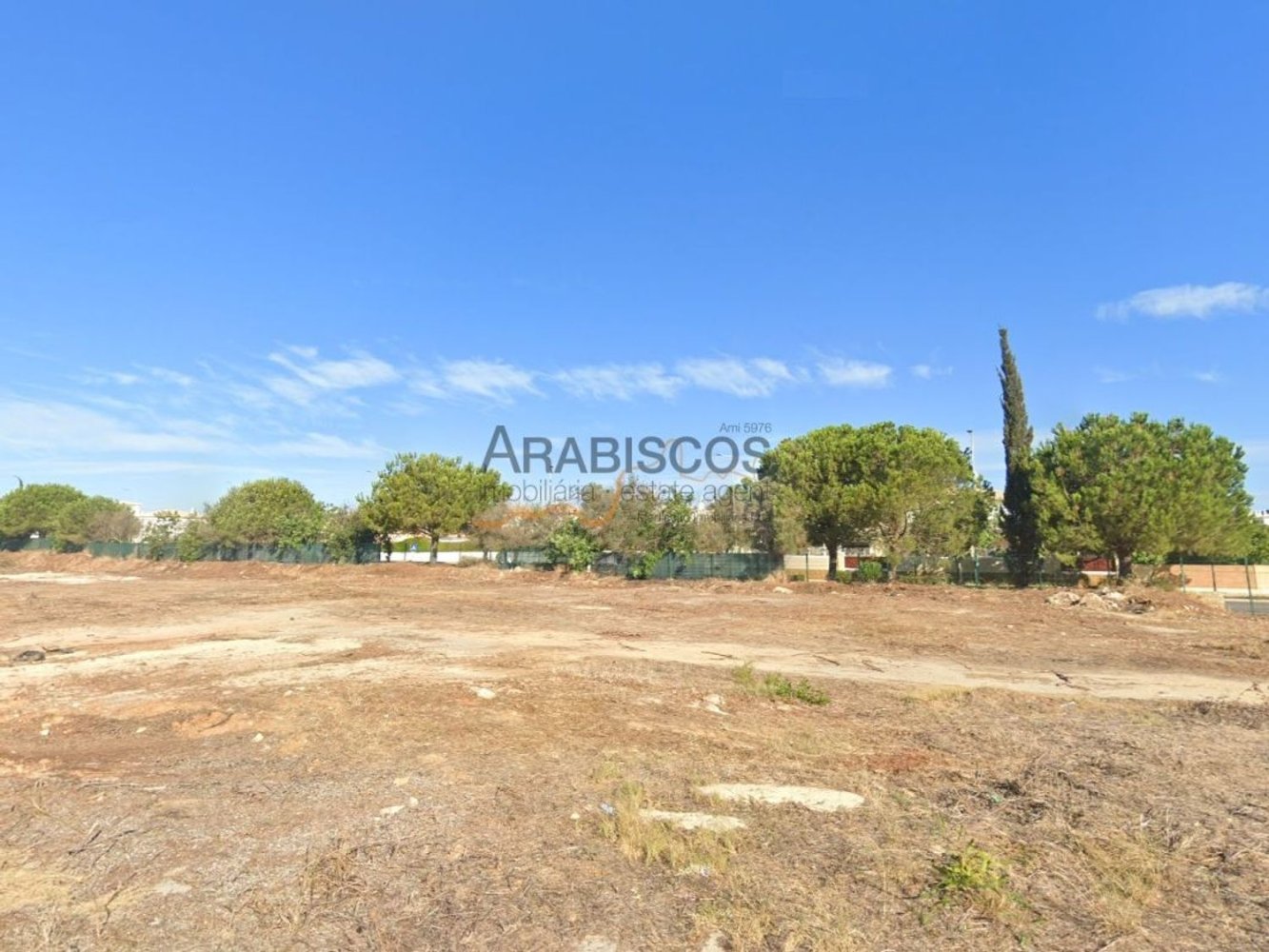 1101m² Land in Lagos, Portugal No. 129001
