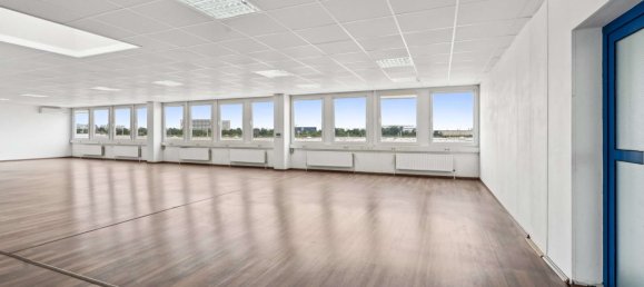 Bâtiment à Kelsterbach, Germany 765m² No. 313409 4