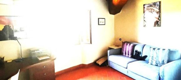 6 bedrooms House in Campi Bisenzio, Italy No. 331260 24