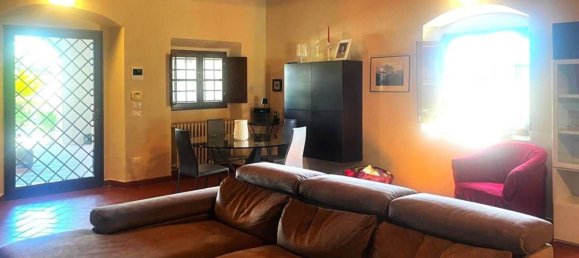 6 bedrooms House in Campi Bisenzio, Italy No. 331260 10