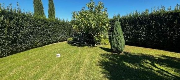 6 bedrooms House in Campi Bisenzio, Italy No. 331260 4