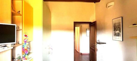 6 bedrooms House in Campi Bisenzio, Italy No. 331260 31