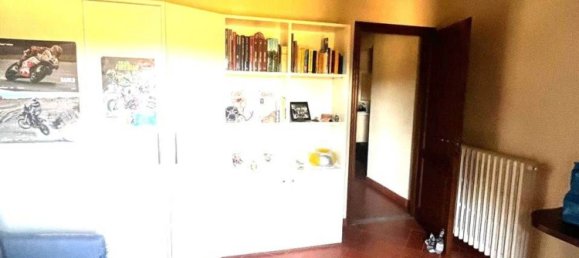 6 bedrooms House in Campi Bisenzio, Italy No. 331260 25