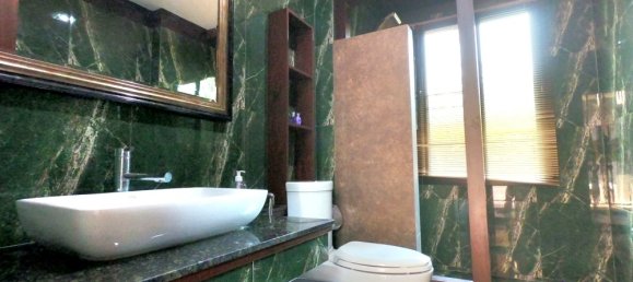 6 bedrooms House in Chiang Mai, Thailand No. 12805 8