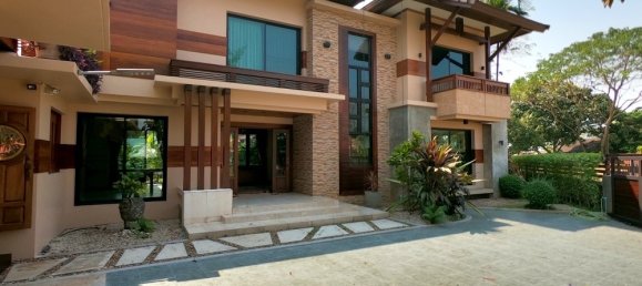 6 bedrooms House in Chiang Mai, Thailand No. 12805 12