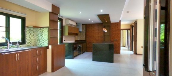 6 bedrooms House in Chiang Mai, Thailand No. 12805 16