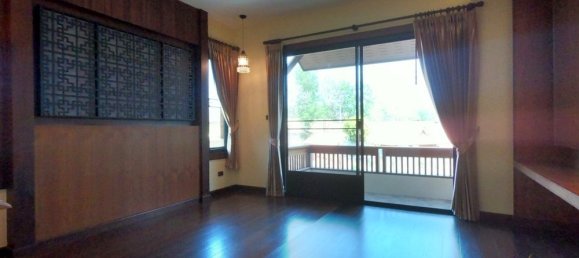 6 bedrooms House in Chiang Mai, Thailand No. 12805 3