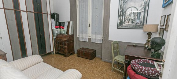 8 غرف نوم شقة في Genoa, Italy رقم 313702 18