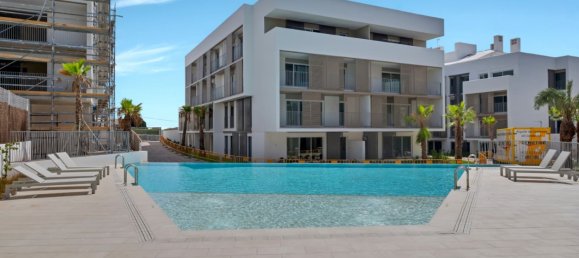 2 bedrooms Apartment in Alicante, Spain No. 181644 3