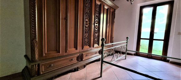 3 rooms Apartment in Radicondoli, Italy No. 171058 5