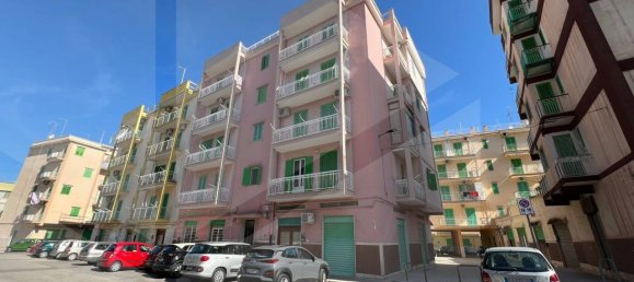 Apartamento de 3 divisões em Molfetta, Italy N.º 32765 10