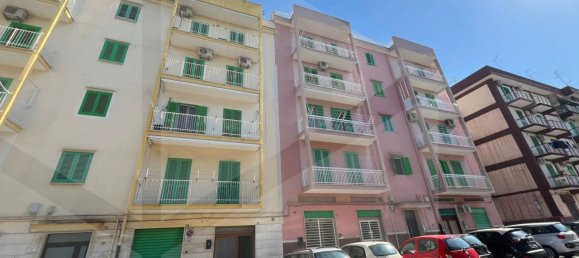 Apartamento de 3 divisões em Molfetta, Italy N.º 32765 9