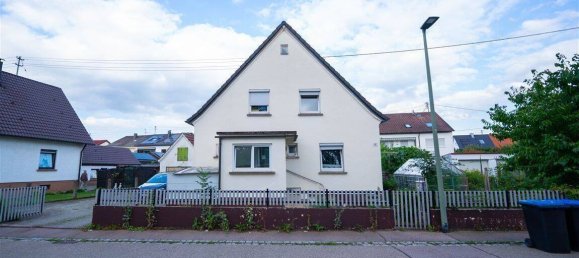 5 rooms House in Neu-Ulm, Germany No. 270229 4