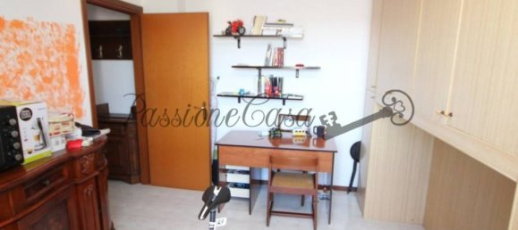 2 bedrooms Apartment in Gravellona Lomellina, Italy No. 286002 6