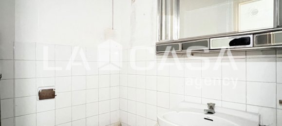 Коммерческая недвижимость 135м² в Бадалона, Испания № 138361 13