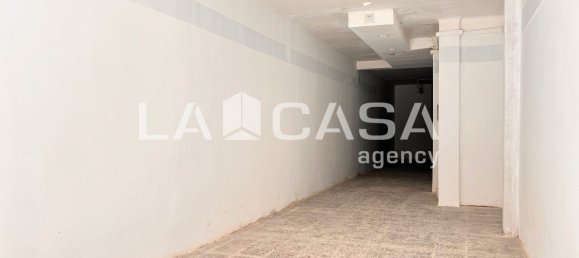 Коммерческая недвижимость 135м² в Бадалона, Испания № 138361 3