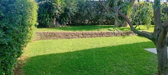 Вилла с 2 спальнями в Ладисполи, Италия № 330745 2