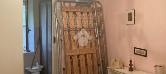 3 rooms House in Varano de' Melegari, Italy No. 54668 7