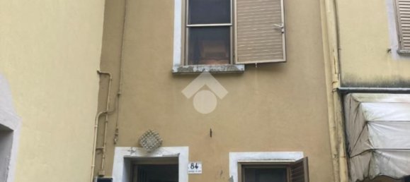 3 rooms House in Varano de' Melegari, Italy No. 54668 5