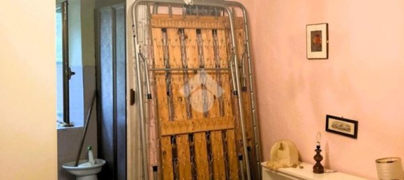 3 rooms House in Varano de' Melegari, Italy No. 54668 24