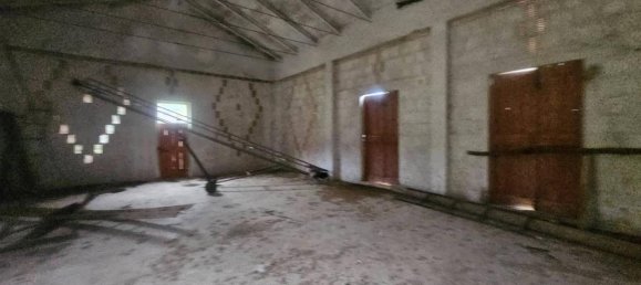 Casa de 10 habitaciónes en Pergola, Italy No. 39424 37