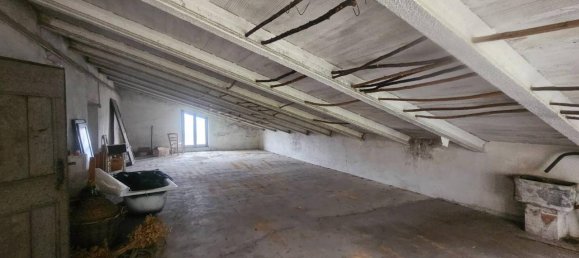 Casa de 10 habitaciónes en Pergola, Italy No. 39424 10