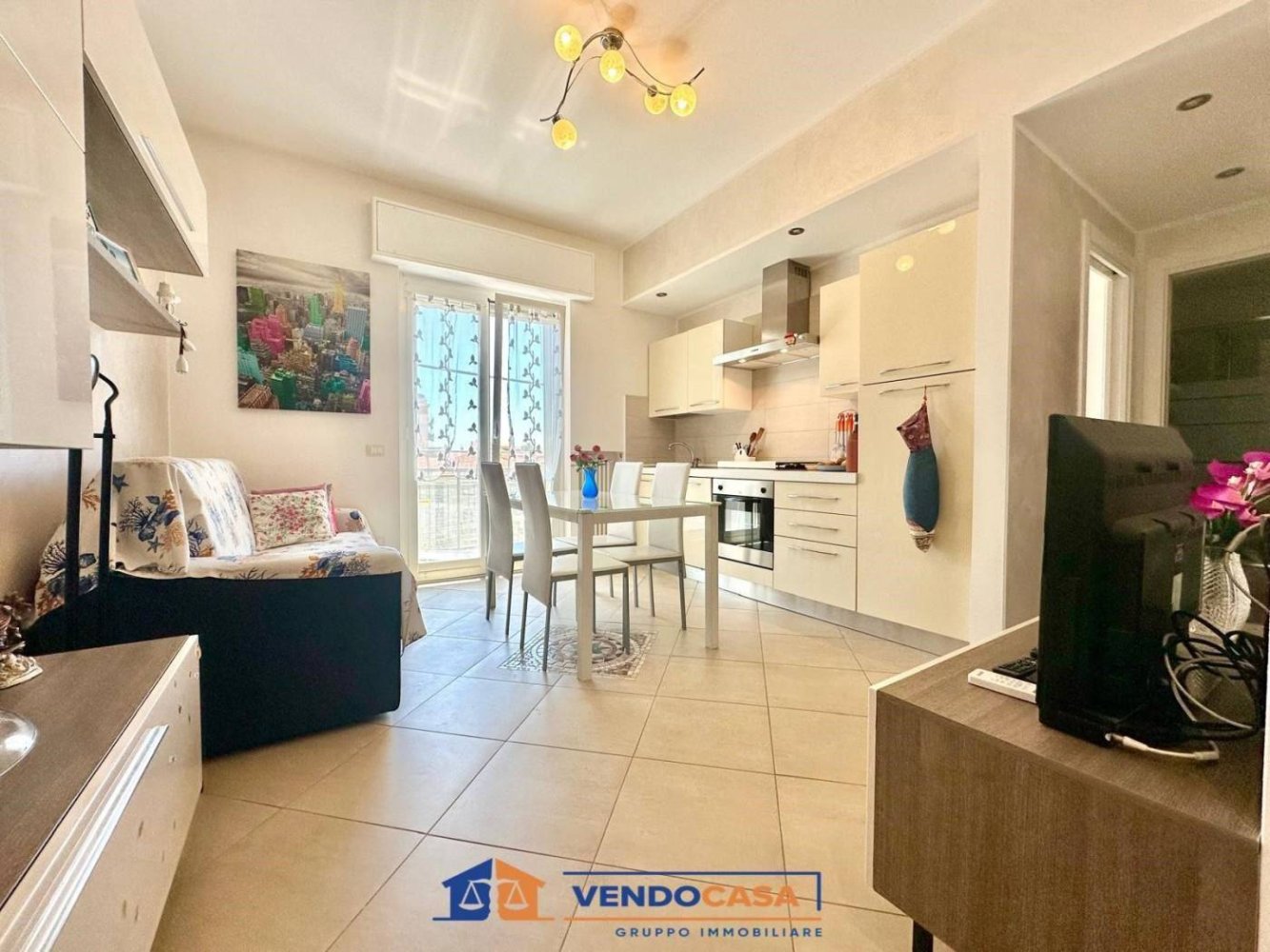 Квартира с 2 спальнями в Лоано, Италия № 308272