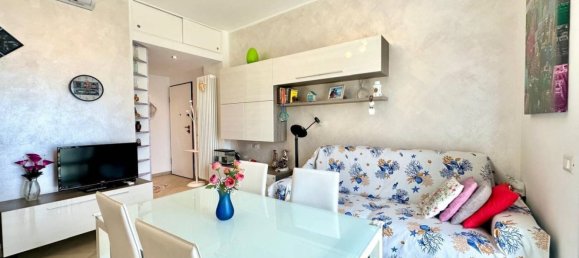 Квартира с 2 спальнями в Лоано, Италия № 308272 4