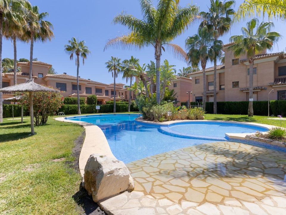 3 bedrooms Apartment in Alicante, Spain No. 178436