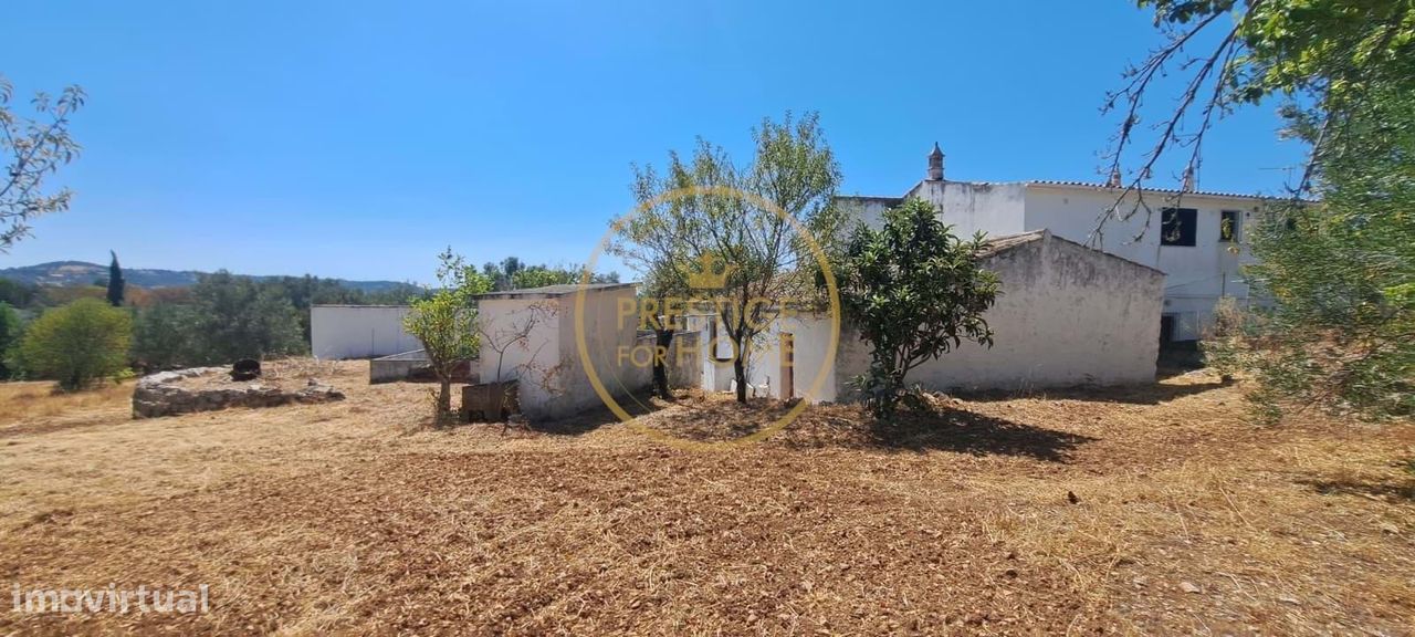 2 bedrooms Villa in Loule, Portugal No. 260120