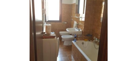 1 chambre Appartement à Cologno Monzese, Italy No. 253000 5