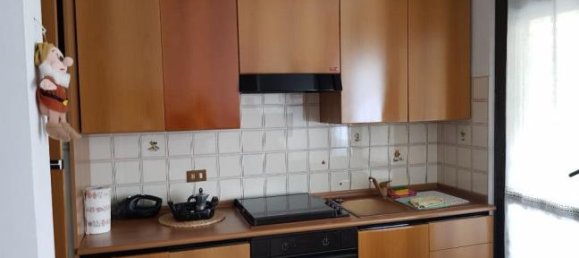 1 chambre Appartement à Cologno Monzese, Italy No. 253000 2