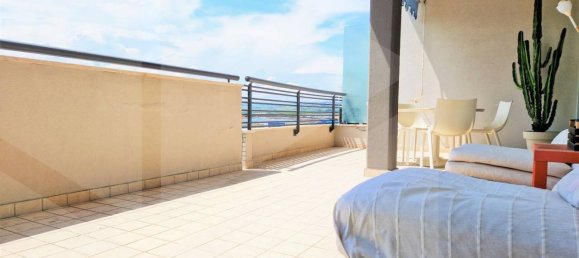 3-salle Penthouse à Montesilvano, Italy No. 17819 19