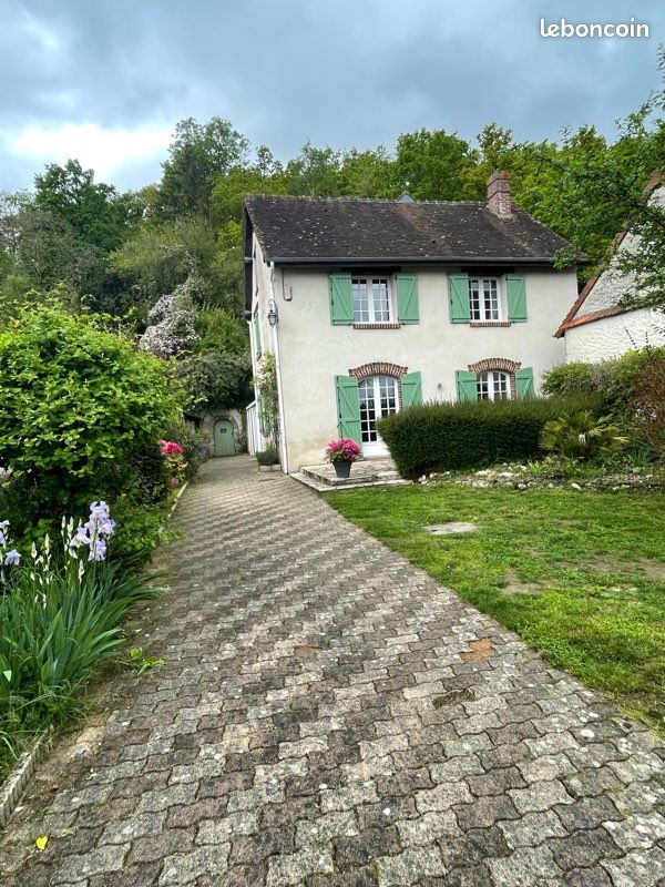 6 bedrooms House in Nogent-le-Roi, France No. 322891