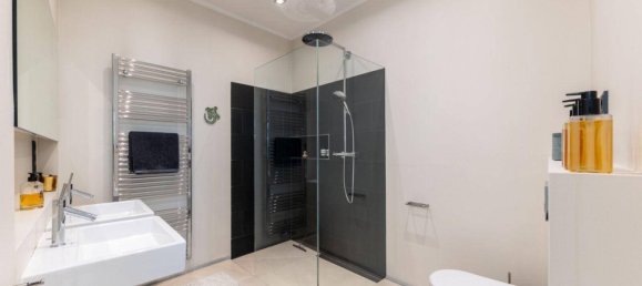 3 rooms Apartment in Mariahilf, Austria No. 176801 5