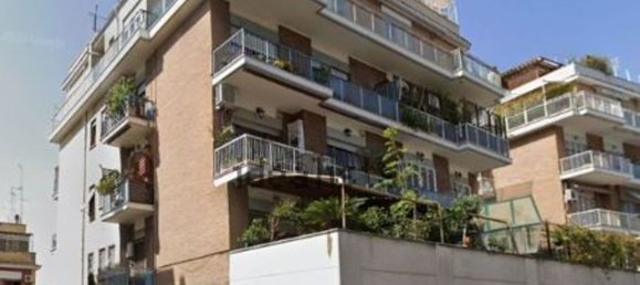 Квартира с 4 спальнями в Рим, Италия № 318840 2