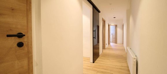 2 Schlafzimmer Wohnung in Zell am See, Austria, Nr. 223322 3