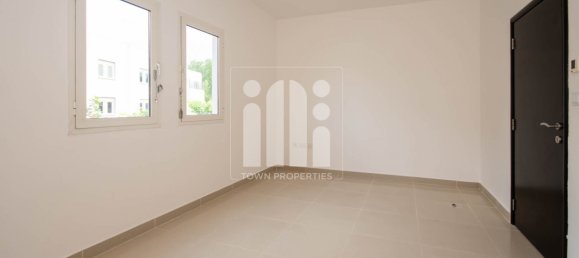 3 chambres Villa à Al Reef, UAE No. 953 5