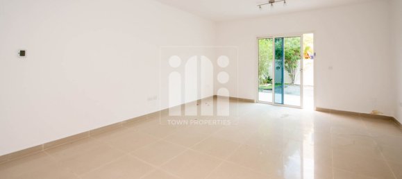 3 chambres Villa à Al Reef, UAE No. 953 9