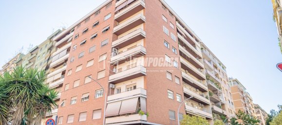 4 rooms Apartment in Rome, Italy No. 298129 18