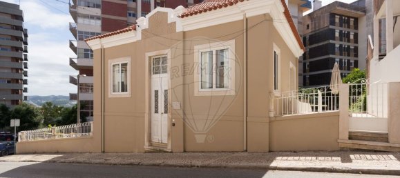 12 bedrooms Villa in Coimbra, Portugal No. 165872 4