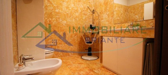 6 rooms Penthouse in Somma Lombardo, Italy No. 129066 11