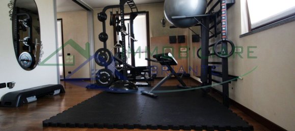 6 rooms Penthouse in Somma Lombardo, Italy No. 129066 7