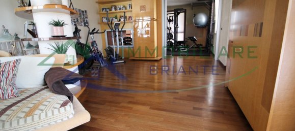 6 rooms Penthouse in Somma Lombardo, Italy No. 129066 5