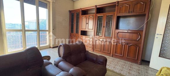 3 Schlafzimmer Villa in Castronno, Italy, Nr. 355775 12