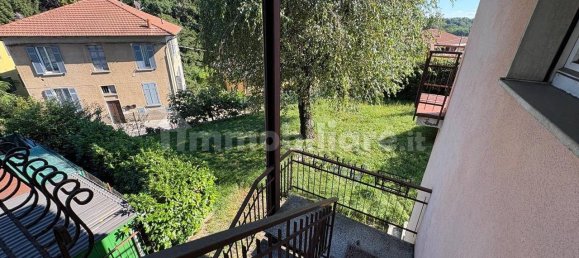 3 Schlafzimmer Villa in Castronno, Italy, Nr. 355775 8