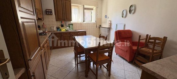 3 Schlafzimmer Villa in Castronno, Italy, Nr. 355775 3