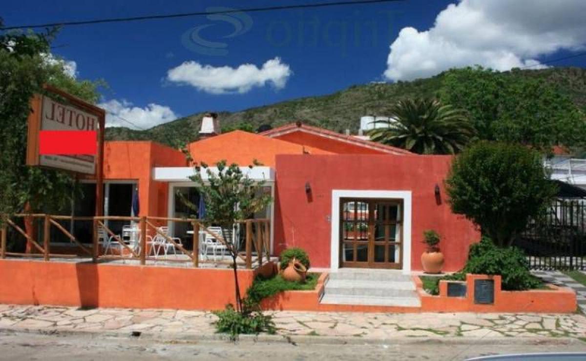 Коммерческая недвижимость 1320м² в Кордоба, Аргентина № 27504